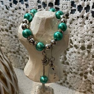 New! Beaded bracelet 9” expandable